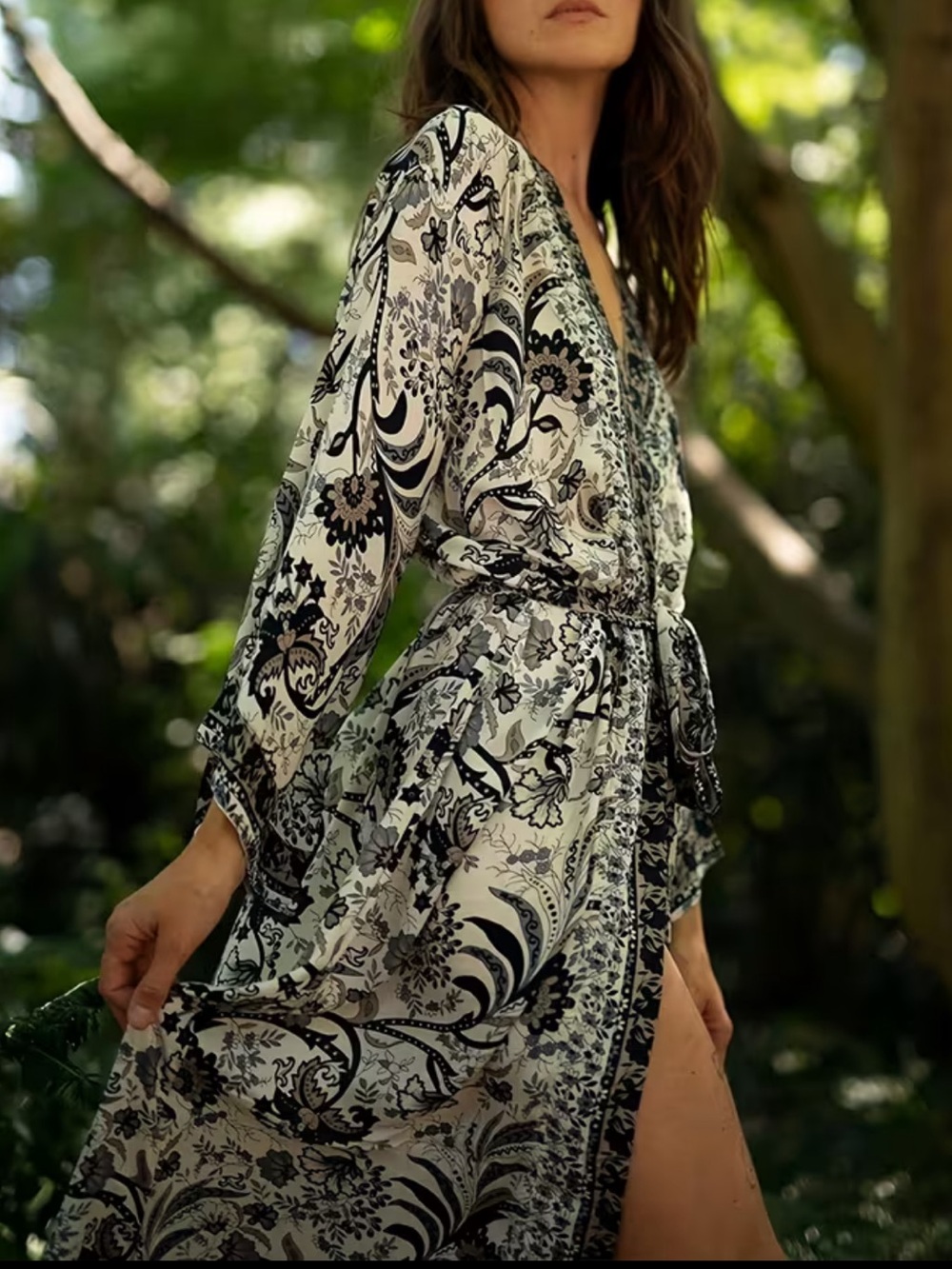 NWOT MAXI KIMONO IN BLACK AND TAN FLORAL